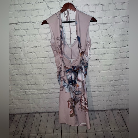 BRAND NWT Little Mistress Lavender & Blue floral dress size 6 - Picture 10 of 11